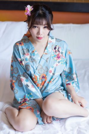 蓝衣地铁_720神马影院手机在线