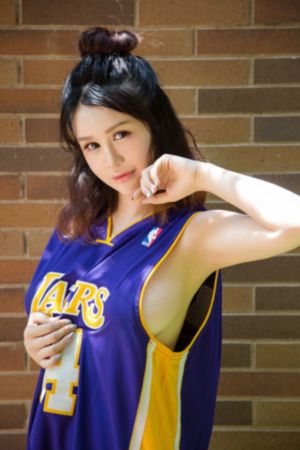 漂亮的女邻居 电影_视频网址大全