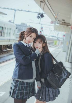 老婆中文字幕完整版第二季_十万网红美女美酱