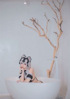 女生玩跳蛋_1080完整在线观看